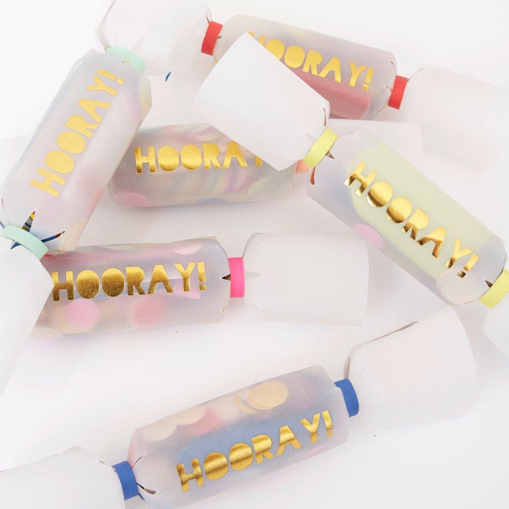 Hooray Confetti Small Crackers (set of 6)