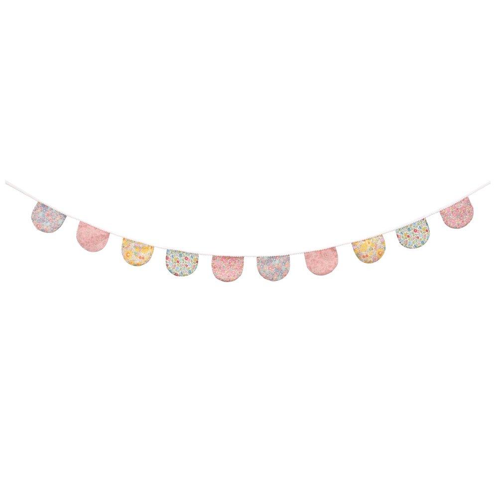 Floral Scallop Fabric Garland