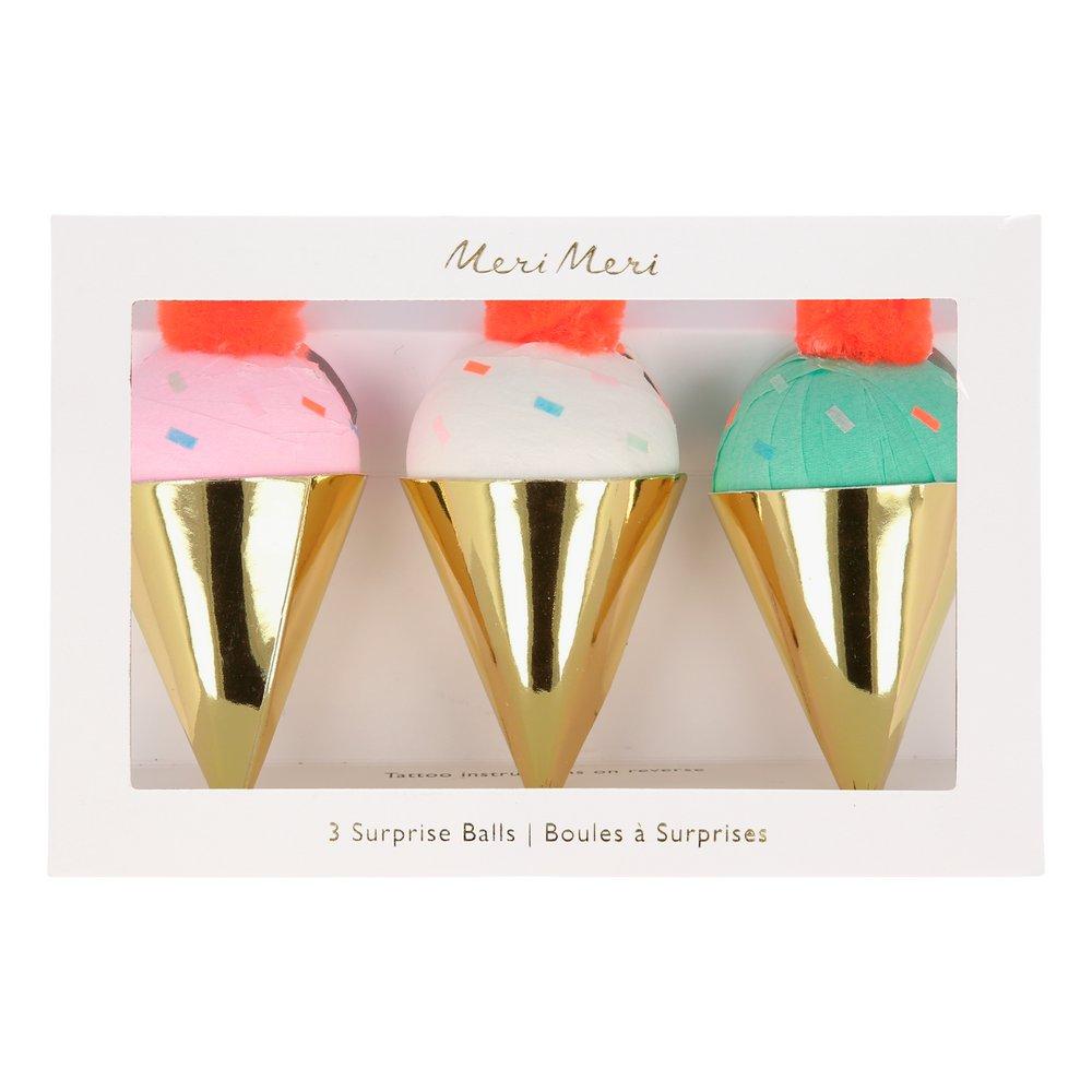 These delightful ice cream surprise balls are perfect for a super cool party. Ideal as party favors, prizes or to pop into party bags. Featuring a crepe paper 'ice cream