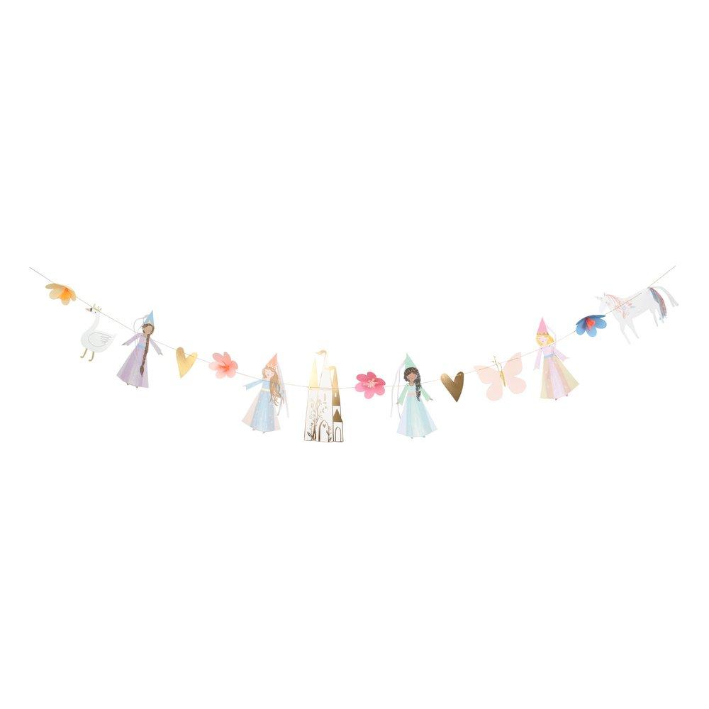 This sensational garland, featuring princesses, flowers and a unicorn, will look amazing at a princess birthday party. 