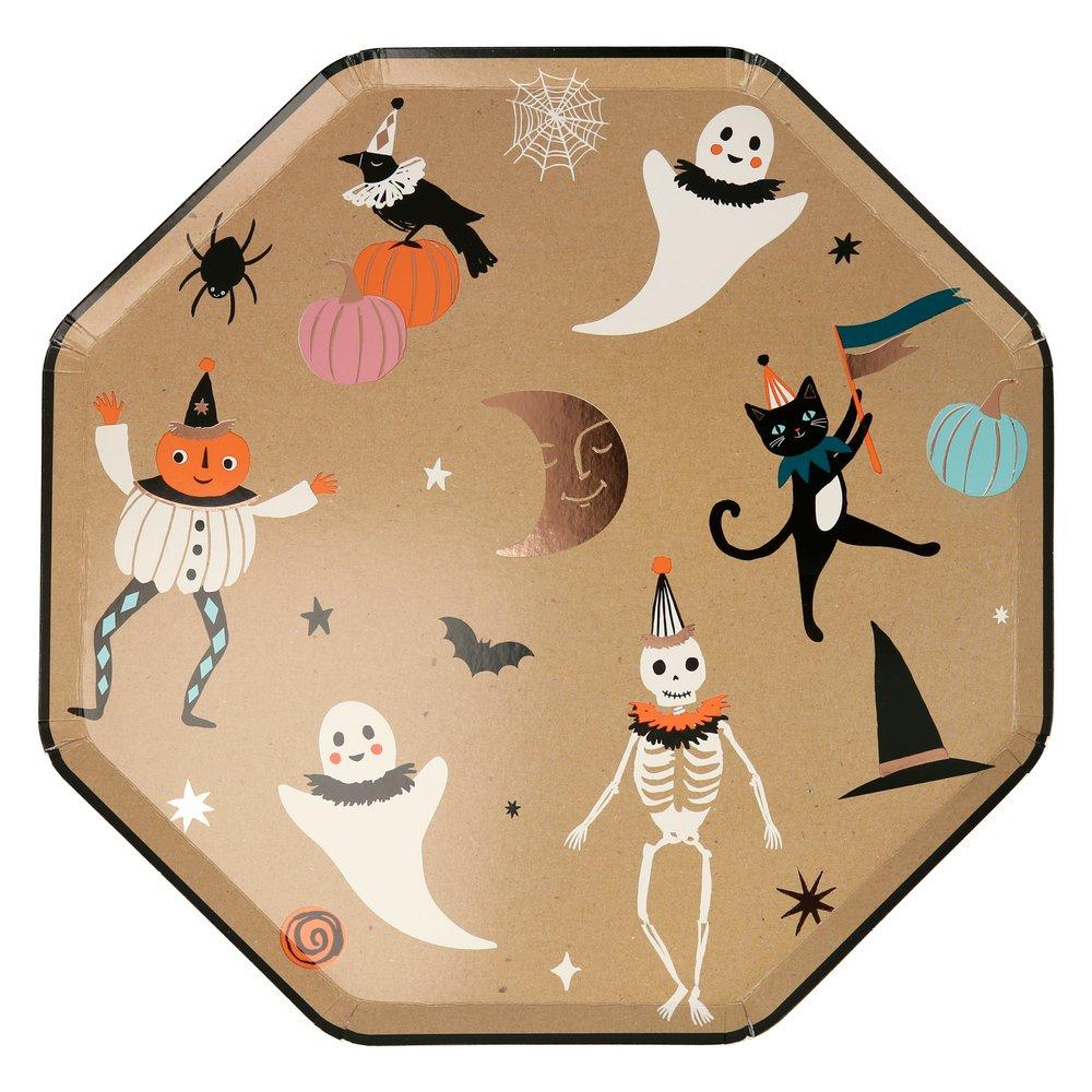 These wonderful Halloween plates have terrific illustrations and an octagonal shape. 