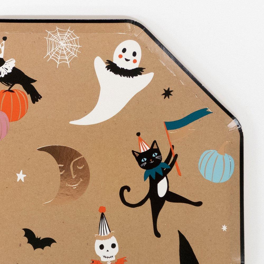 These wonderful Halloween plates have terrific illustrations and an octagonal shape. 