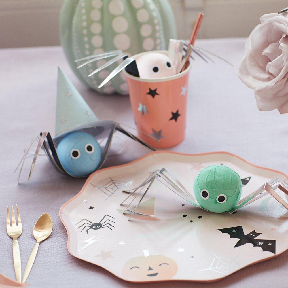 These sensational spiders, filled with Halloween gifts, are great for a Halloween party.